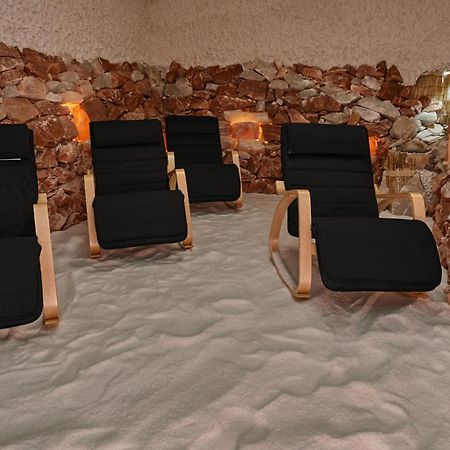 Hotel Aurora Wellness & Spa Tivoli Terme Bagian luar foto
