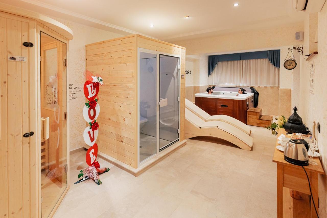 Hotel Aurora Wellness & Spa Tivoli Terme Bagian luar foto