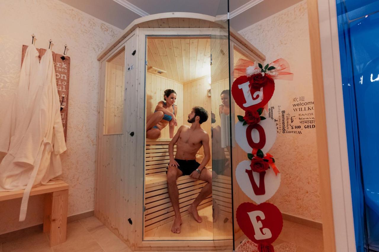 Hotel Aurora Wellness & Spa Tivoli Terme Bagian luar foto