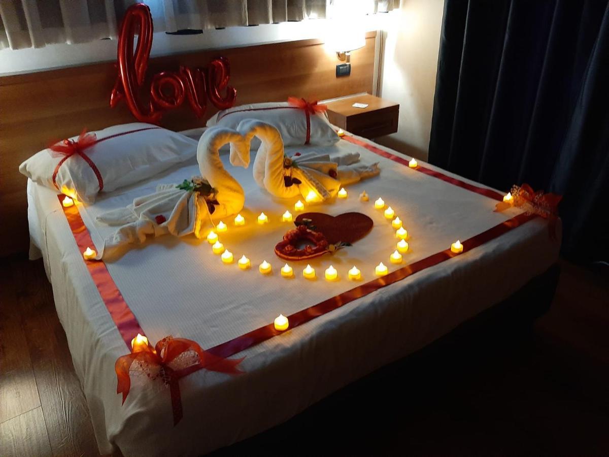 Hotel Aurora Wellness & Spa Tivoli Terme Bagian luar foto