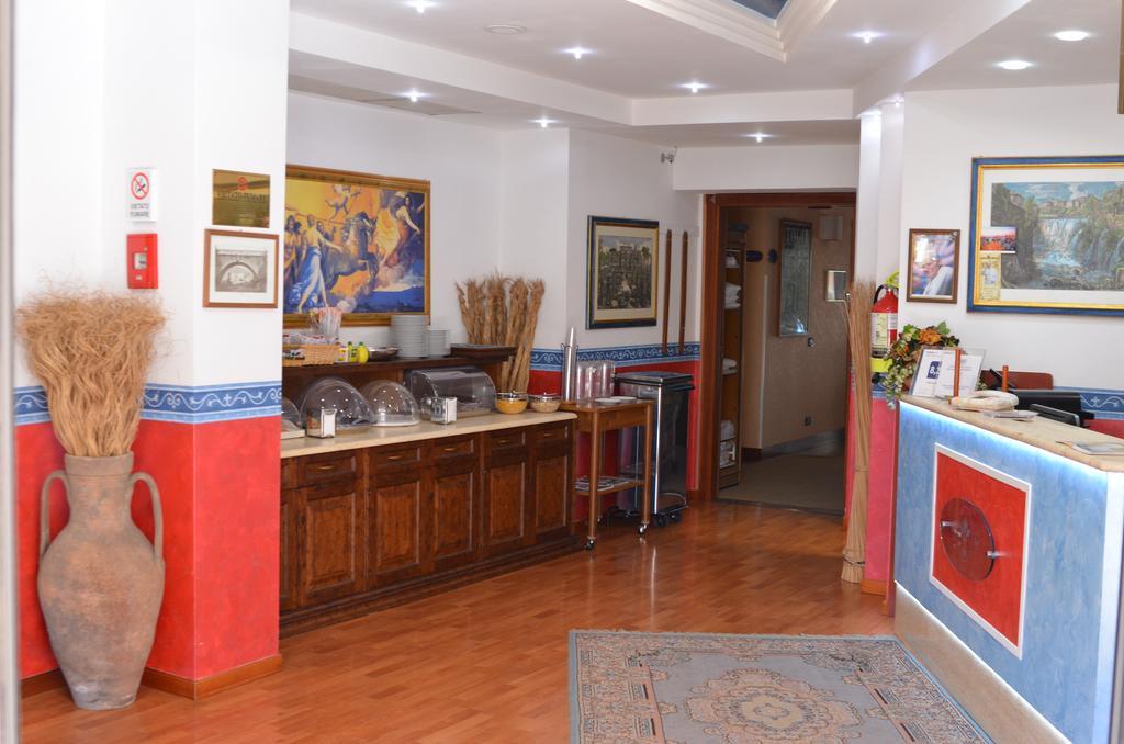 Hotel Aurora Wellness & Spa Tivoli Terme Bagian luar foto