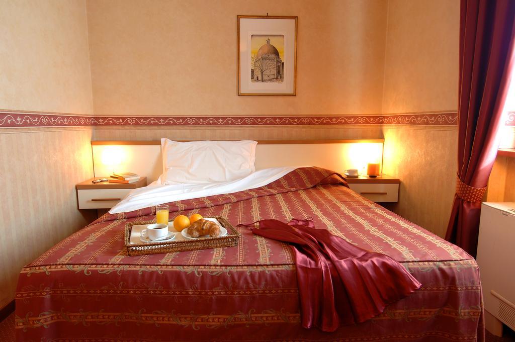 Hotel Aurora Wellness & Spa Tivoli Terme Ruang foto