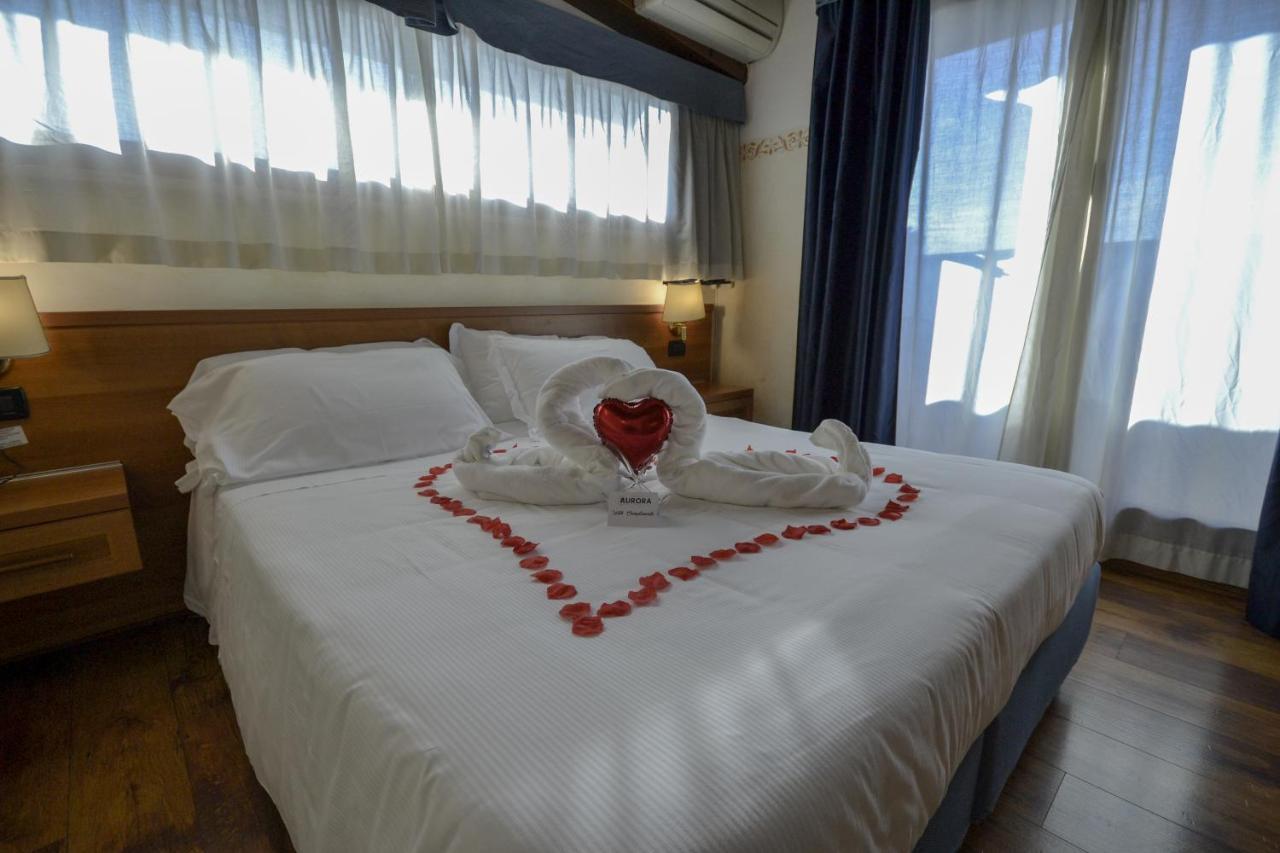 Hotel Aurora Wellness & Spa Tivoli Terme Bagian luar foto