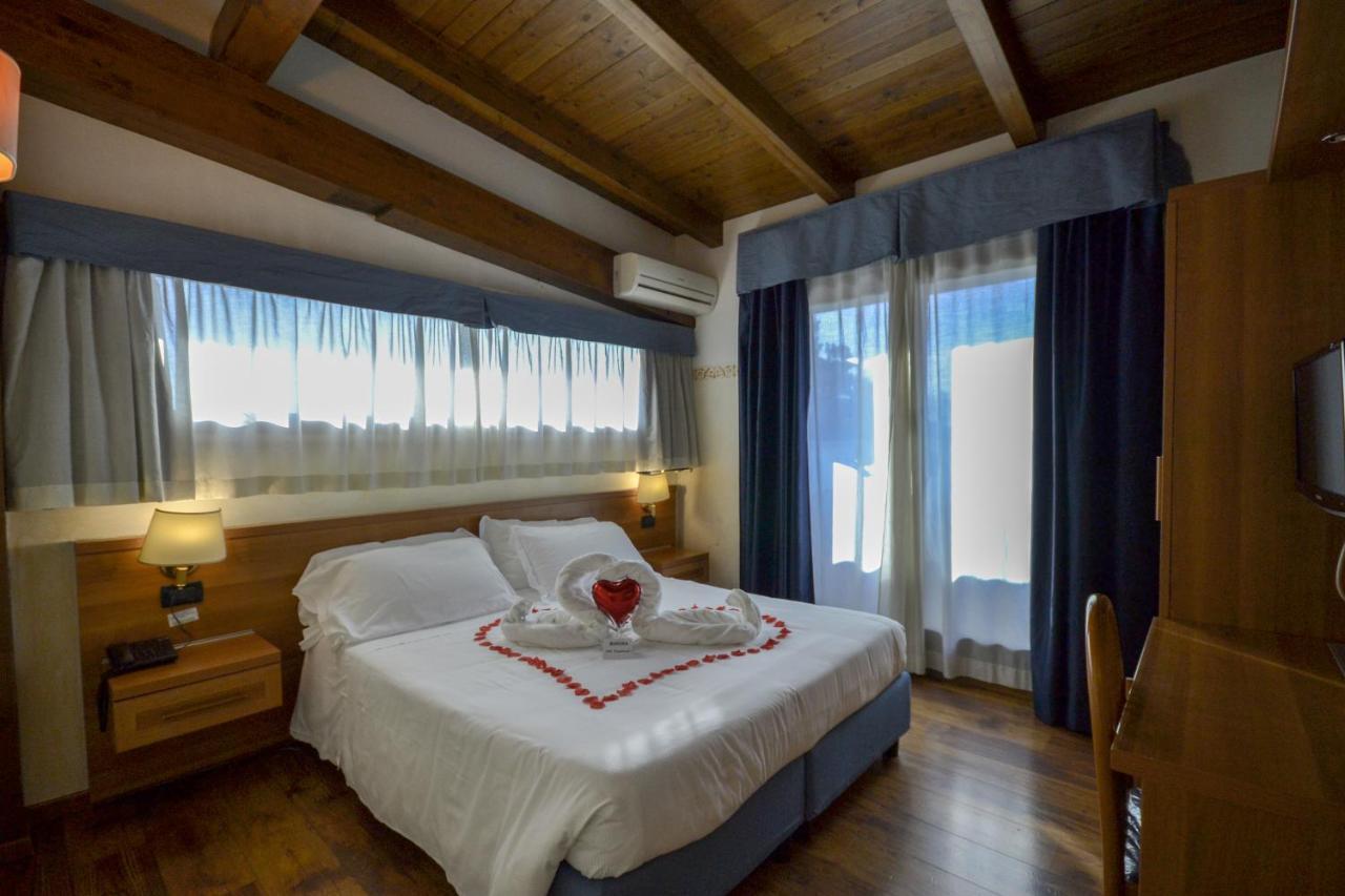 Hotel Aurora Wellness & Spa Tivoli Terme Bagian luar foto
