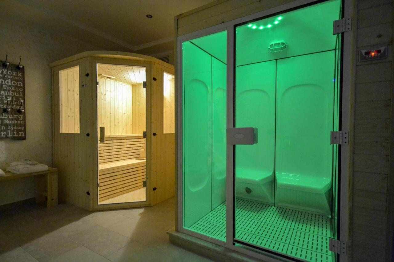 Hotel Aurora Wellness & Spa Tivoli Terme Bagian luar foto